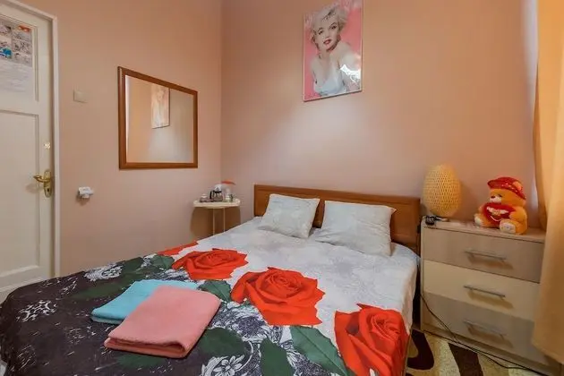Comfort Tek Büyük Yataklı Oda