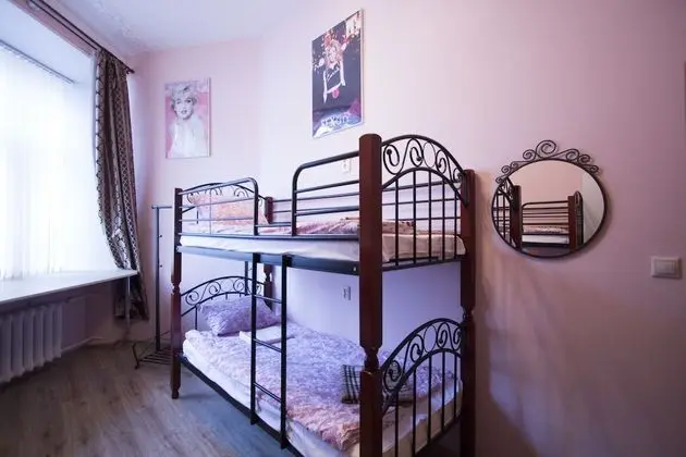 Standard Ortak Ranzalı Oda, Sadece erkekler için