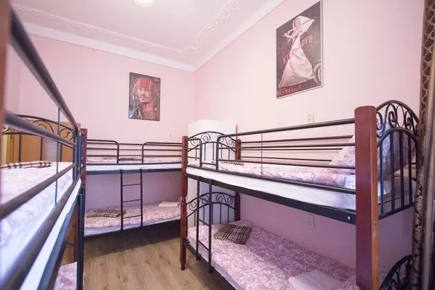 Standard Ortak Ranzalı Oda, Sadece erkekler için