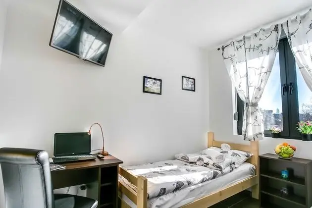 Basic Büyük Yataklı Tek Kişilik Oda