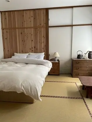Traditional Oda, 3 Yatak Odası (Japanese Style with 3 Japanese Futons)
