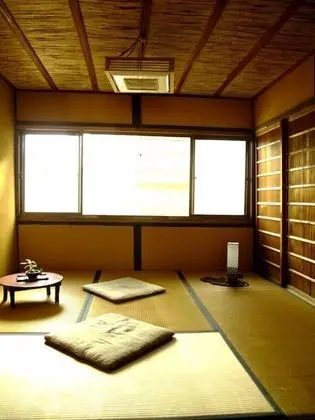 Standard İki Ayrı Yataklı Oda, Ortak Banyo (Japanese Style)