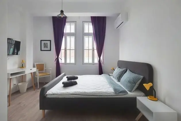 Deluxe Tek Büyük Yataklı Oda, 1 Büyük (Queen) Boy Yatak, Özel Banyo, Şehir Manzaralı