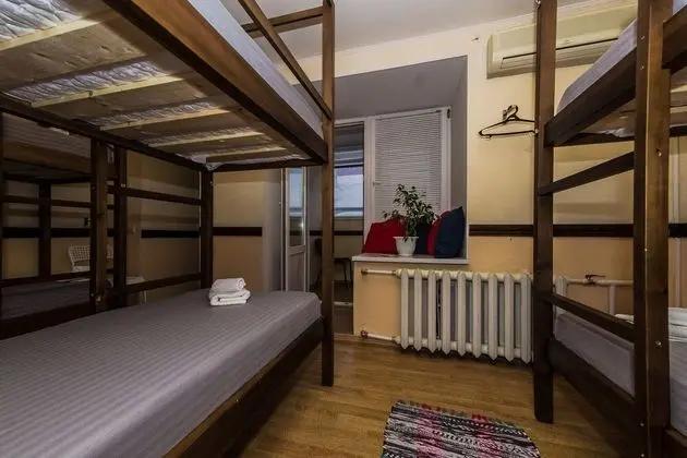Ortak Ranzalı Oda, Sadece erkekler için (6 beds)