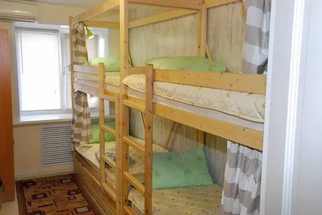 Basic Dört Kişilik Oda, Sadece erkekler için