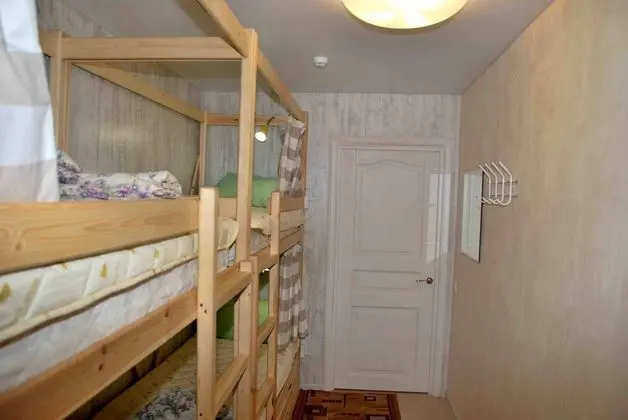 Basic Dört Kişilik Oda, Sadece erkekler için