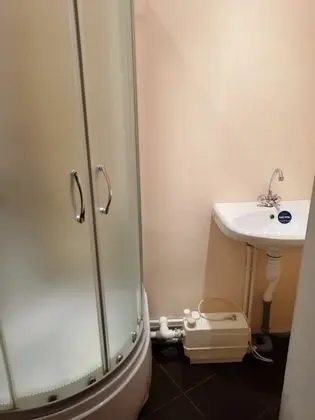 Ortak Ranzalı Oda, Karma Ranzalı Oda (1 Bed in 8 Person Dorm)