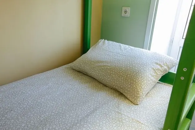 Ortak Ranzalı Oda, Karma Ranzalı Oda, Sigara İçilmez (Bed in 8-bed room )