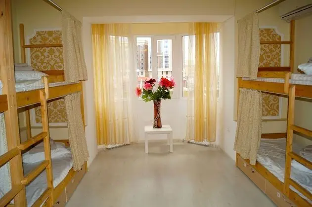 Ortak Ranzalı Oda, Karma Ranzalı Oda (Bed in 10-bed Room)