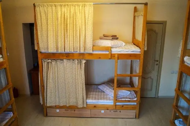 Ortak Ranzalı Oda, Sadece kadınlar için (Bed in 6-bed Room )
