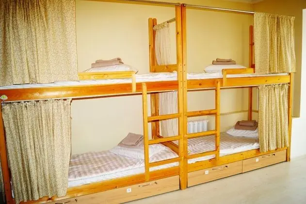 Ortak Ranzalı Oda, Sadece kadınlar için (Bed in 6-bed Room )