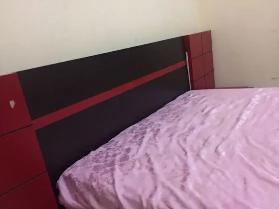 Tek Büyük Yataklı Oda, Ortak Banyo