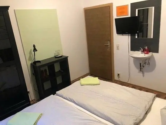 Tek Büyük Yataklı Oda