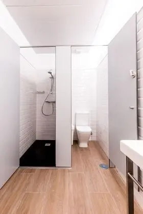 Comfort Ortak Ranzalı Oda, Sadece kadınlar için, Banyolu/Duşlu (6 beds)
