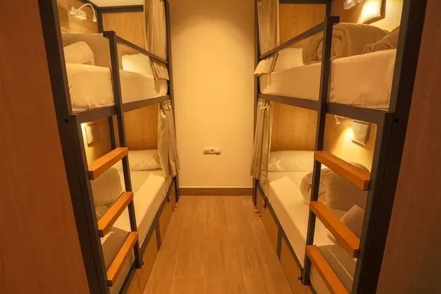 Ortak Ranzalı Oda, Karma Ranzalı Oda, Ortak Banyo (4 beds)