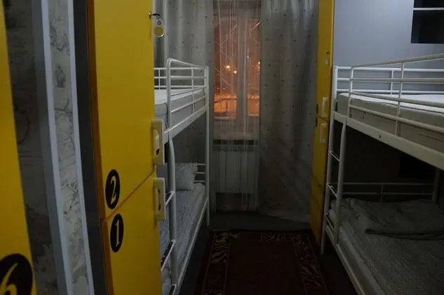 Ortak Ranzalı Oda, Karma Ranzalı Oda (1 Bed in 8 Person Dorm)