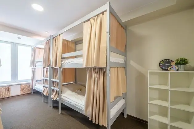 Ortak Ranzalı Oda, Karma Ranzalı Oda (Bed in 8-Bed Mixed Dormitory)