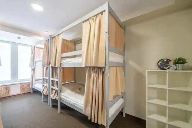 Ortak Ranzalı Oda, Sadece erkekler için (Bed in 6-Bed Male Dormitory)