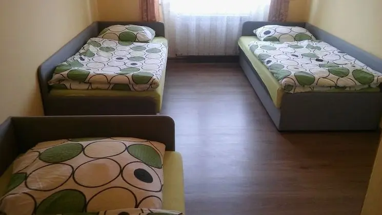 Basic Üç Kişilik Oda