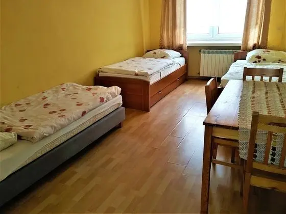 Basic Üç Kişilik Oda