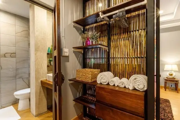 Deluxe Tek Büyük Yataklı Oda, Bahçe Manzaralı