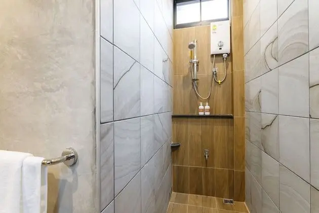 Deluxe Tek Büyük Yataklı Oda, Bahçe Manzaralı