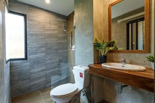 Deluxe Üç Kişilik Oda, Bahçe Manzaralı