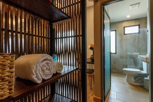 Deluxe Üç Kişilik Oda, Şehir Manzaralı