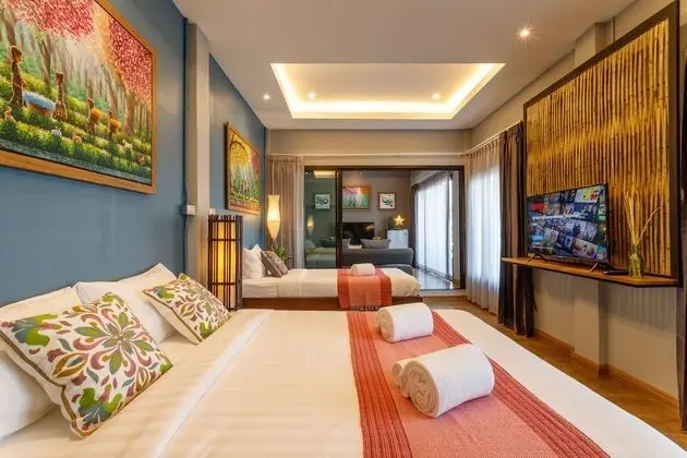 Deluxe Üç Kişilik Oda, Şehir Manzaralı