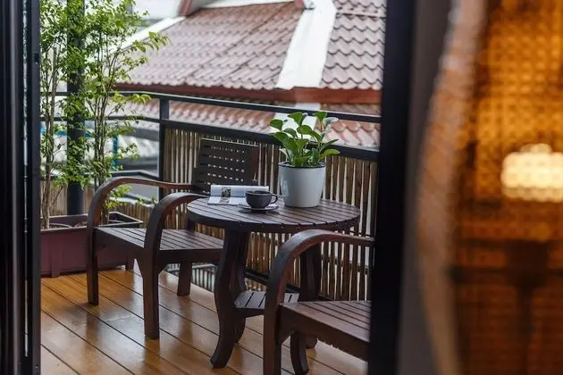 Deluxe Üç Kişilik Oda, Şehir Manzaralı
