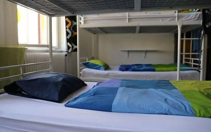 Ortak Ranzalı Oda, Karma Ranzalı Oda, Ortak Banyo (4 beds)