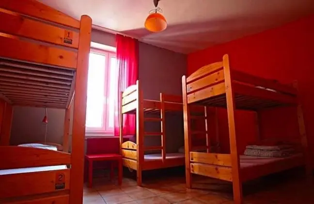 1bed in 10Bed Dorm