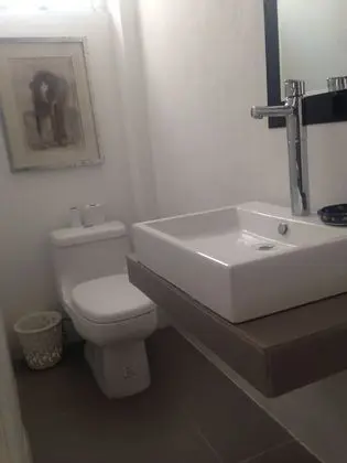 Deluxe room shared Bathroom