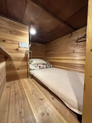 Ortak Ranzalı Oda, Karma Ranzalı Oda