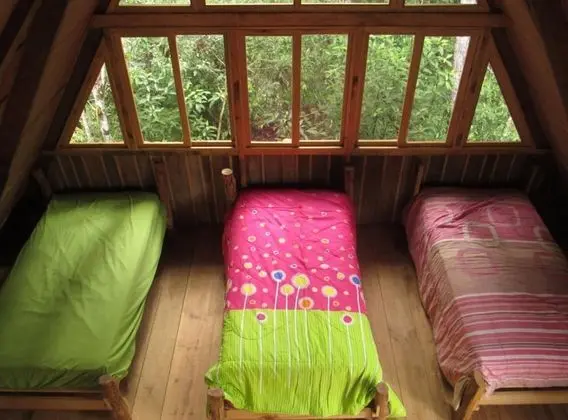 Comfort Dört Kişilik Oda, Sigara İçilmez, Bahçe Manzaralı (No hot water)