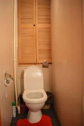Ortak Ranzalı Oda, Karma Ranzalı Oda (Bottom bed)
