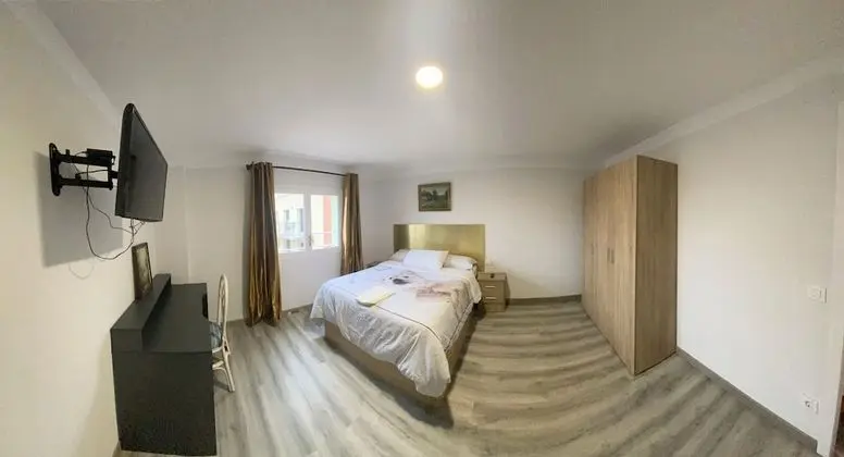 Tek Büyük Yataklı Oda