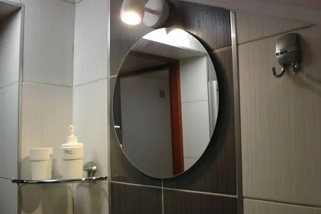 Standard Tek Büyük veya İki Ayrı Yataklı Oda, Banyolu/Duşlu