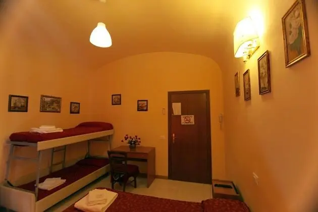 Dört Kişilik Oda