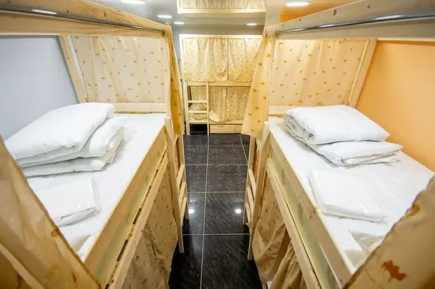 Economy Ortak Ranzalı Oda, Sadece kadınlar için