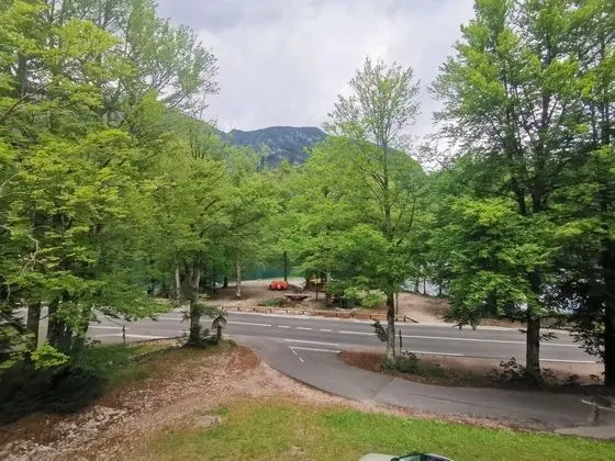 Üç Kişilik Oda