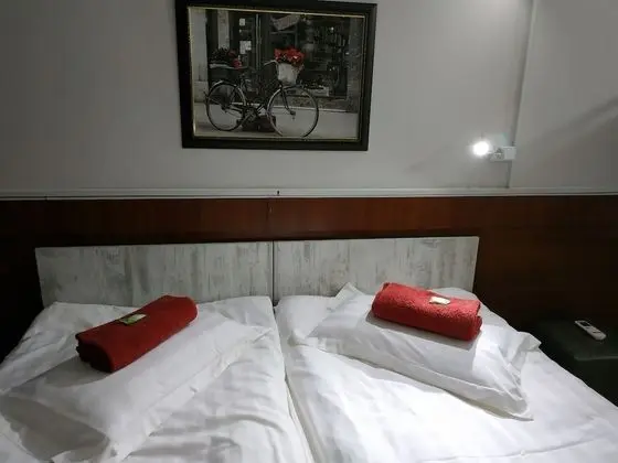 Traditional Dört Kişilik Oda