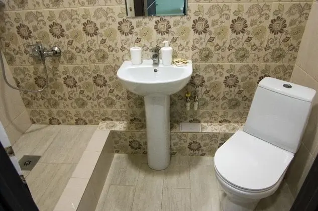 Basic Tek Büyük veya İki Ayrı Yataklı Oda
