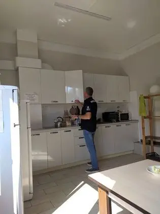 Dört Kişilik Oda, Sadece erkekler için (bed in 4 beds male shared dormitory)