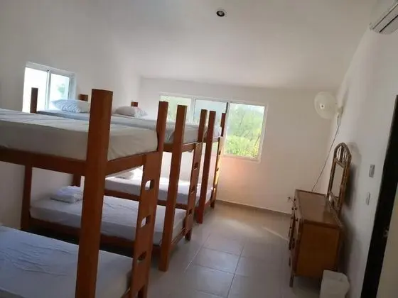 Ortak Ranzalı Oda, Karma Ranzalı Oda, Ortak Banyo (12 beds)