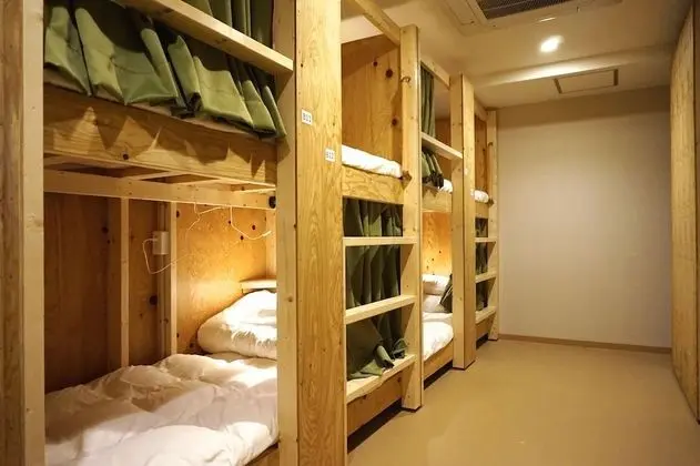 Ortak Ranzalı Oda, Karma Ranzalı Oda (Bunk Bed)