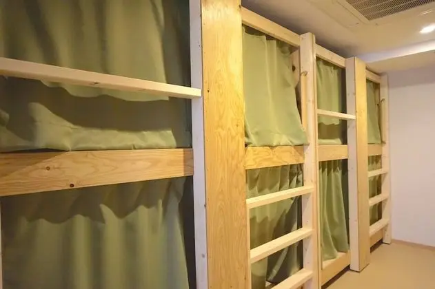Ortak Ranzalı Oda, Karma Ranzalı Oda (Bunk Bed)