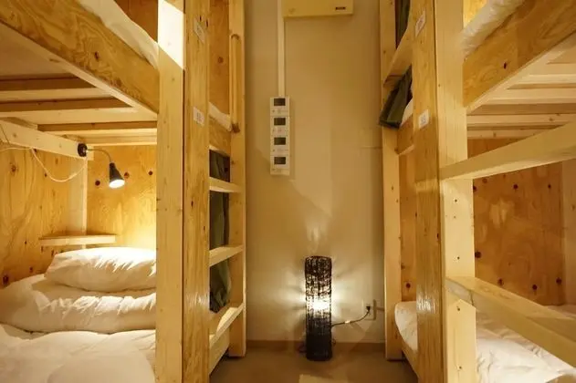 Ortak Ranzalı Oda, Sadece kadınlar için (Bunk Bed)