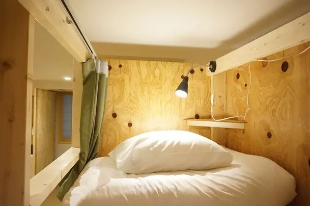 Ortak Ranzalı Oda, Sadece kadınlar için (Bunk Bed)