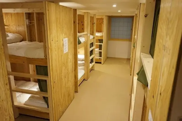 Ortak Ranzalı Oda, Sadece kadınlar için (Bunk Bed)